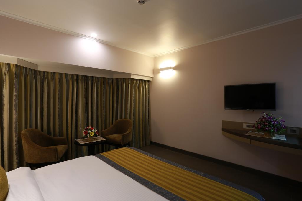 Grande Delmon Hotel Pangim Exterior foto