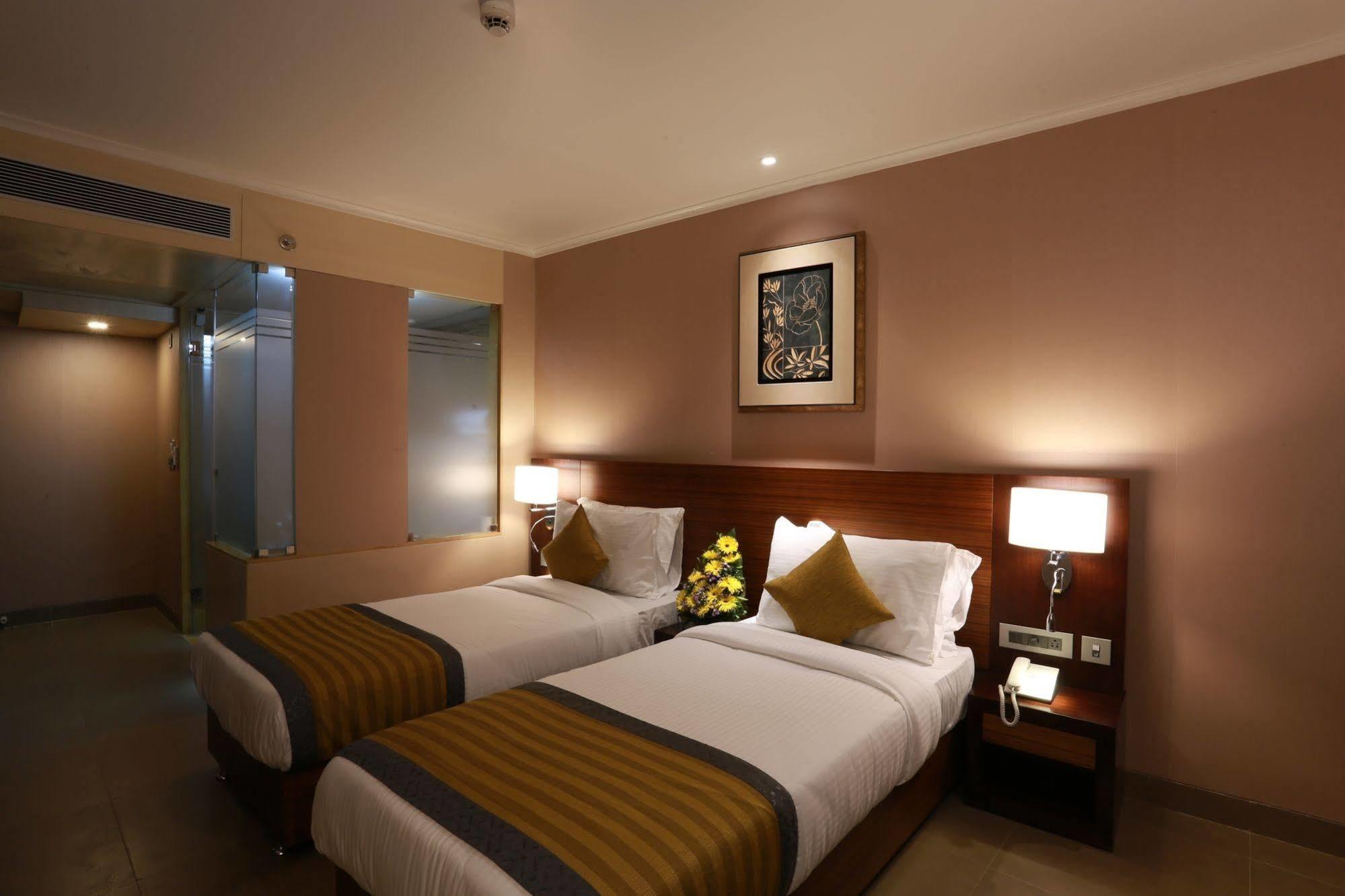 Grande Delmon Hotel Pangim Exterior foto